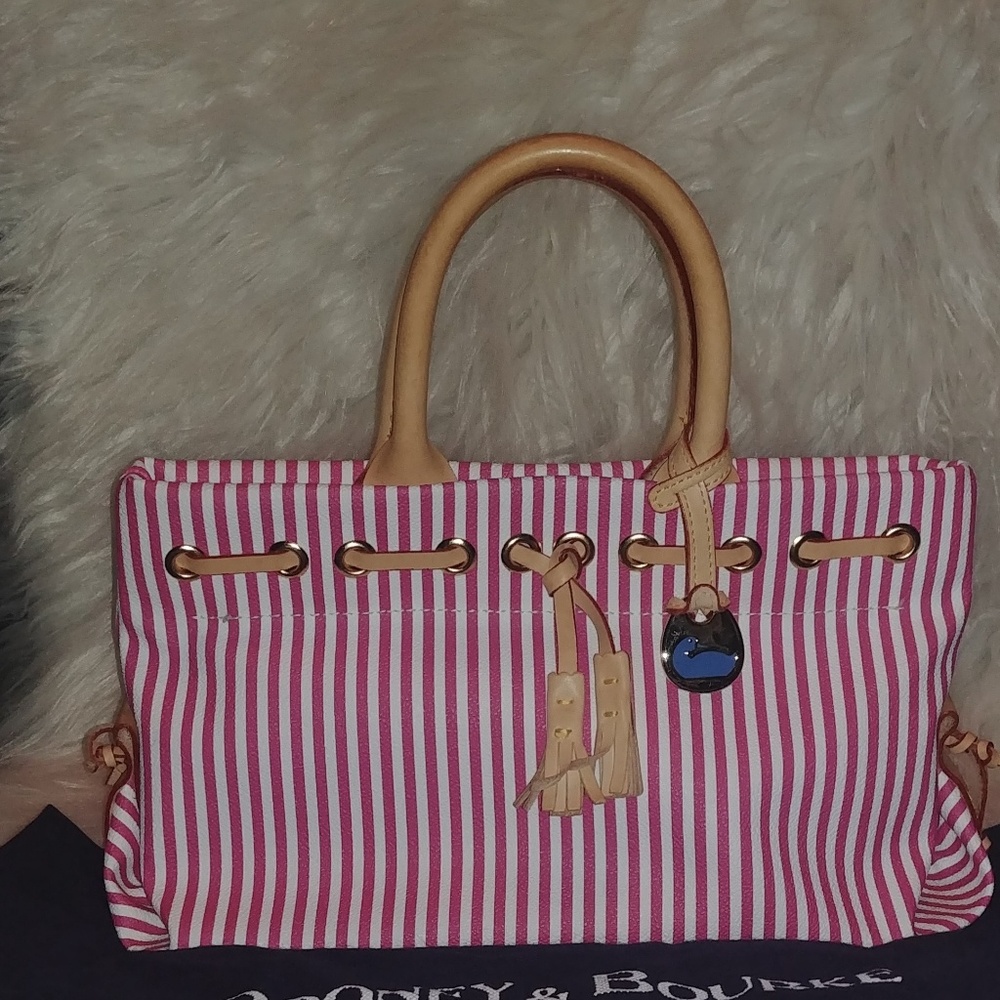 Dooney & Bourke Purse